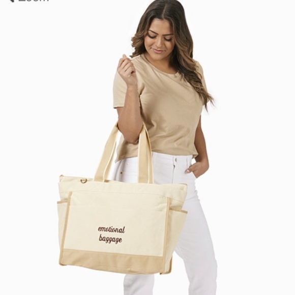 🚨Warm Sand Colorblock Canvas Boat Tote - Picture 8 of 11